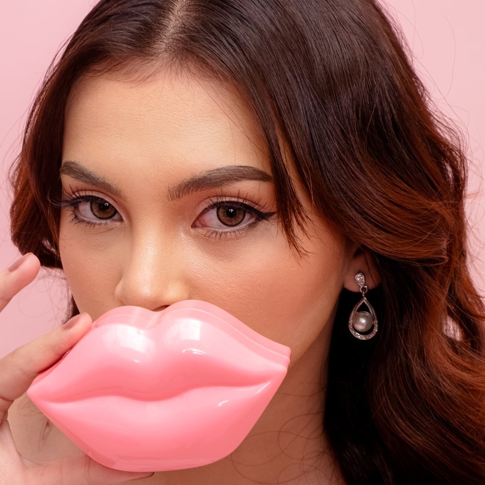 Lip mask